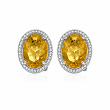 Mary Luxe Studs