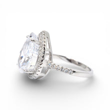 Halo Pear Shape Ring