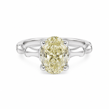 Sunny Oval Ring