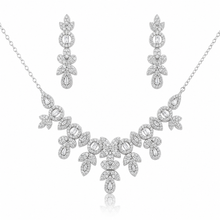Nicole Chain Pendant