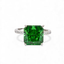 Ice Stone Emerald Coloured Cushion Cut Ring