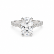 Isabela Oval Shape Ring