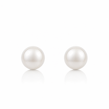 Pearl Studs