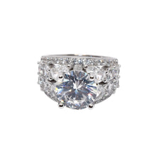Queen Solitaire Ring