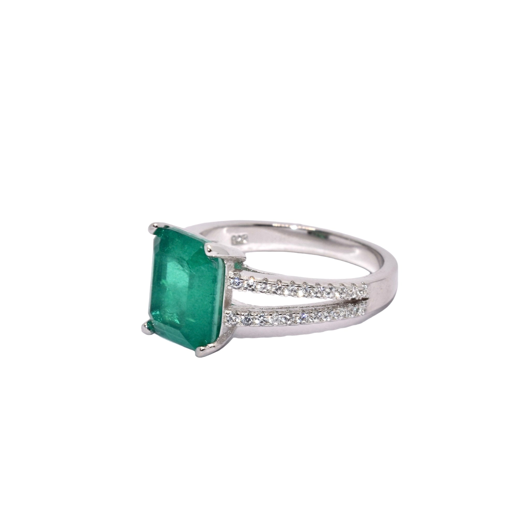 Emerald coloured Emerald Cut Ring