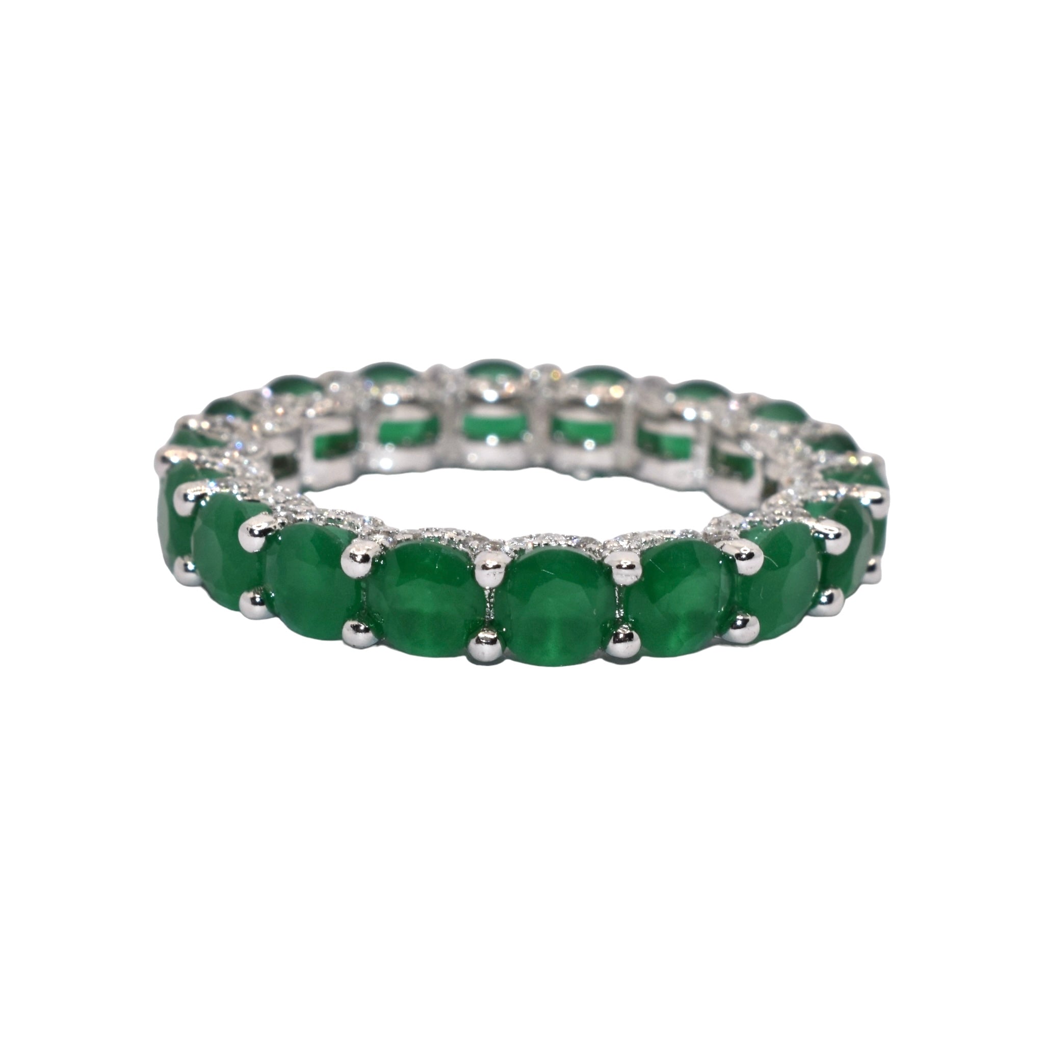 Emerald coloured Solitaire band Ring