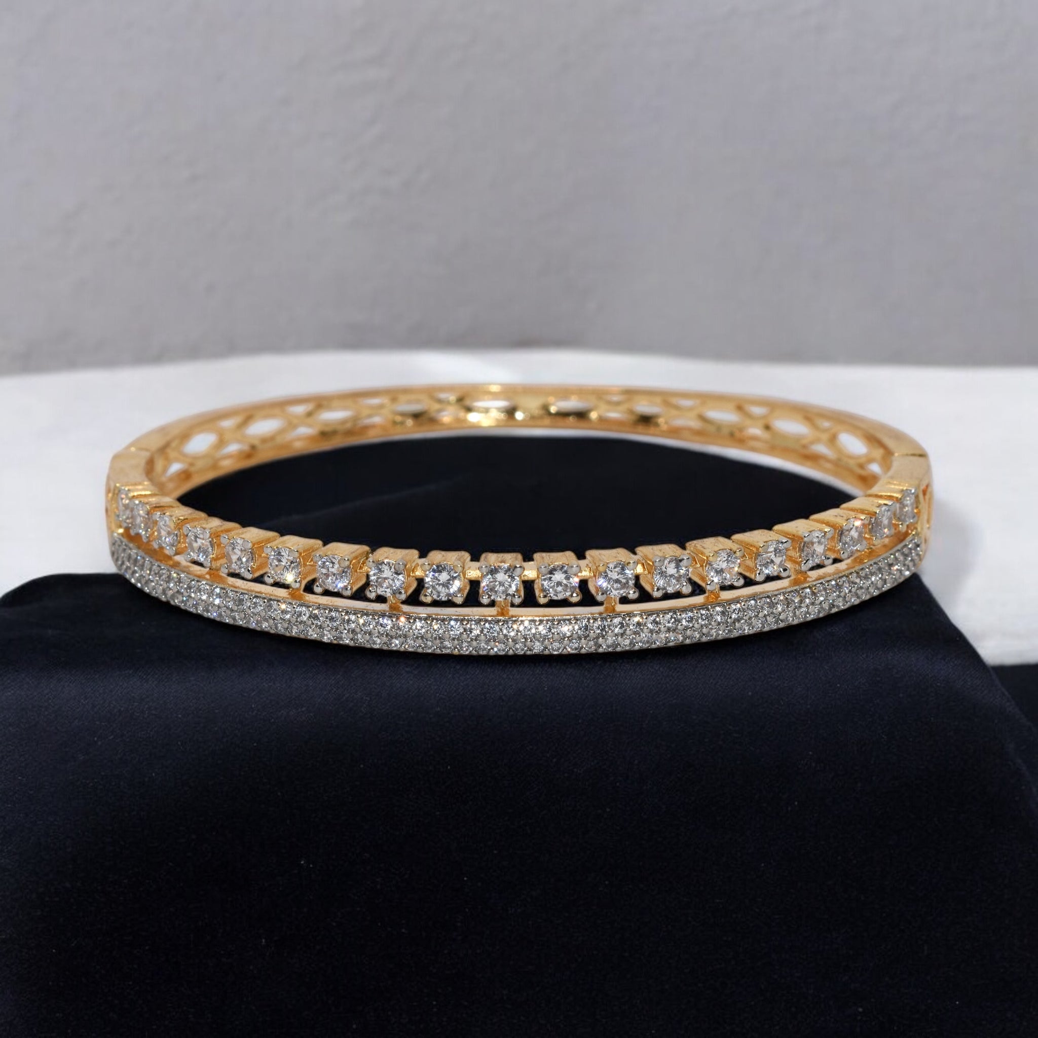 Gold Coloured Solitaire Bracelet