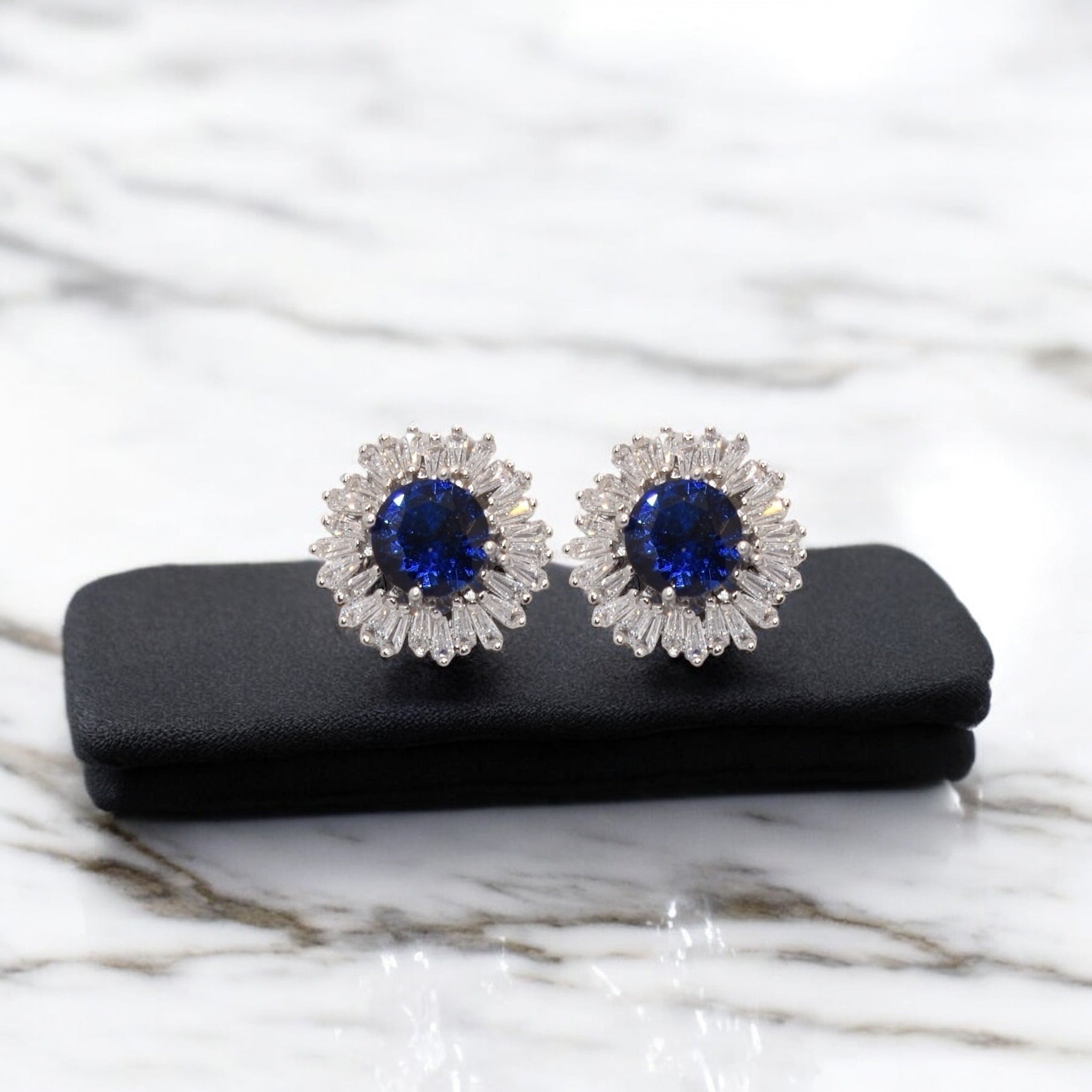 Sophie Studs