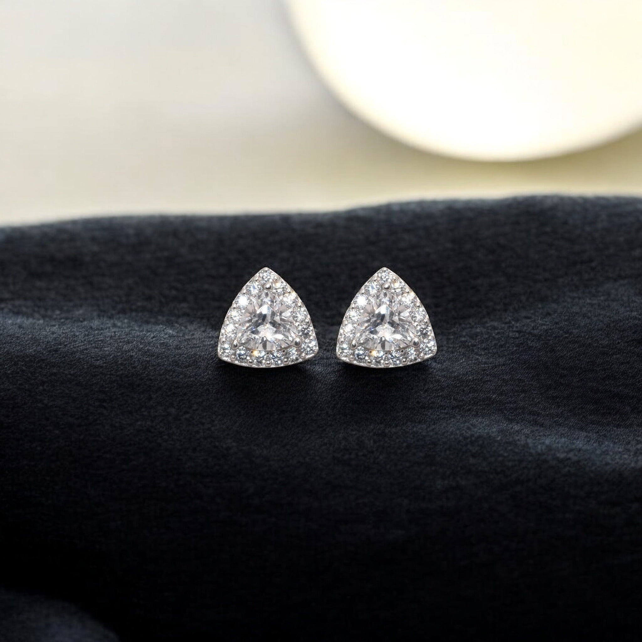 Triangle Solitaire Studs