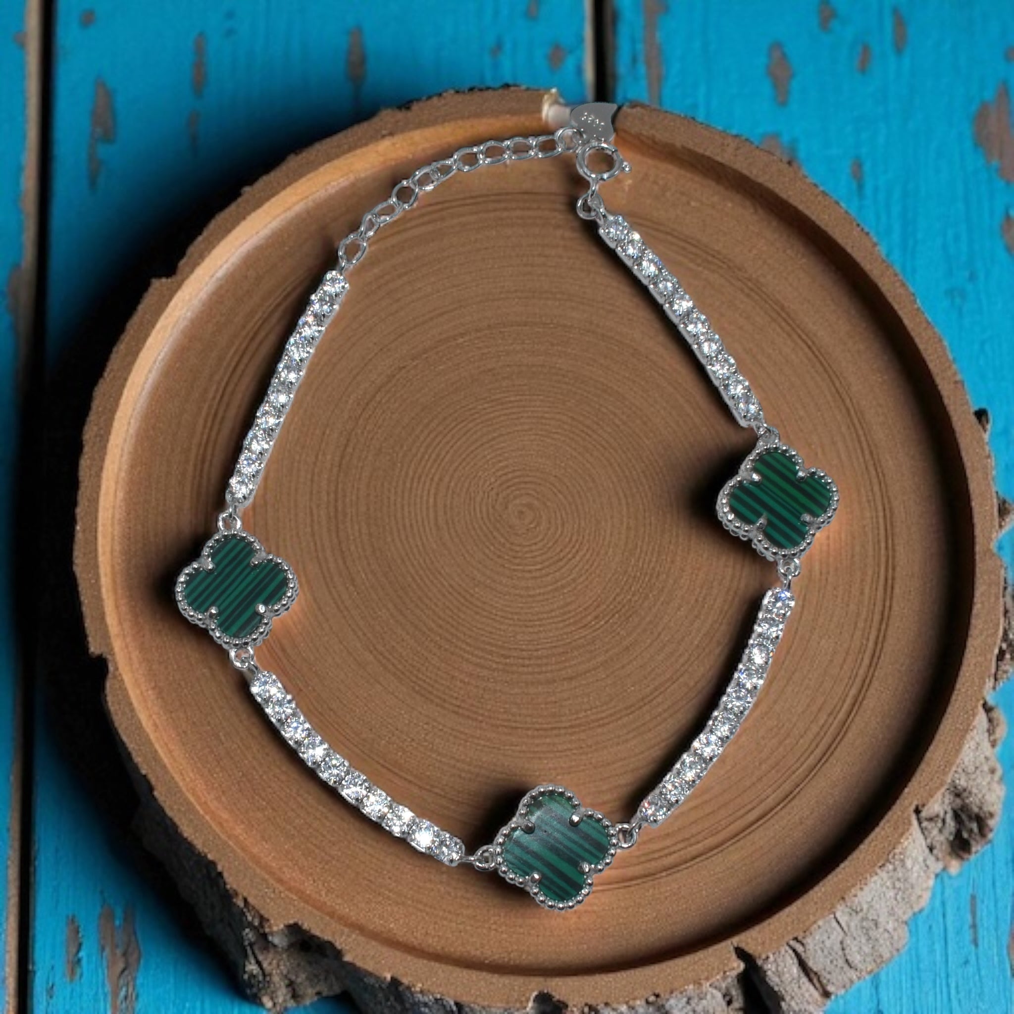 Halo Emerald Coloured Clover Bracelet