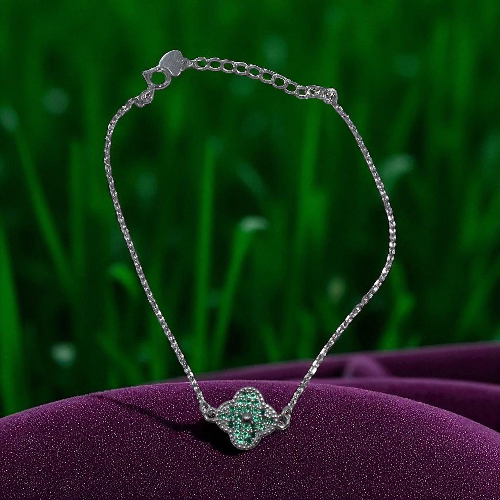 Emerald Coloured Clover Bracelet