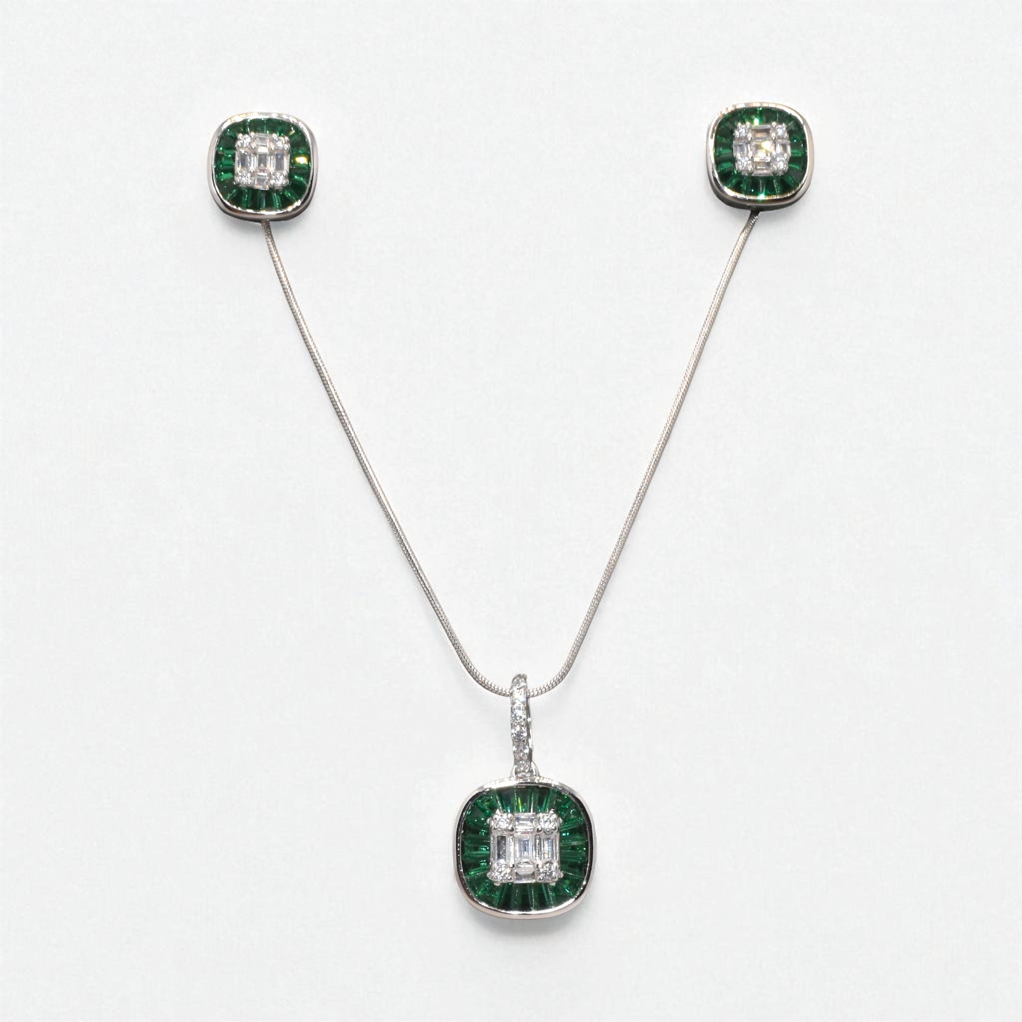 Cushion Cut Emerald Coloured Chain Pendant