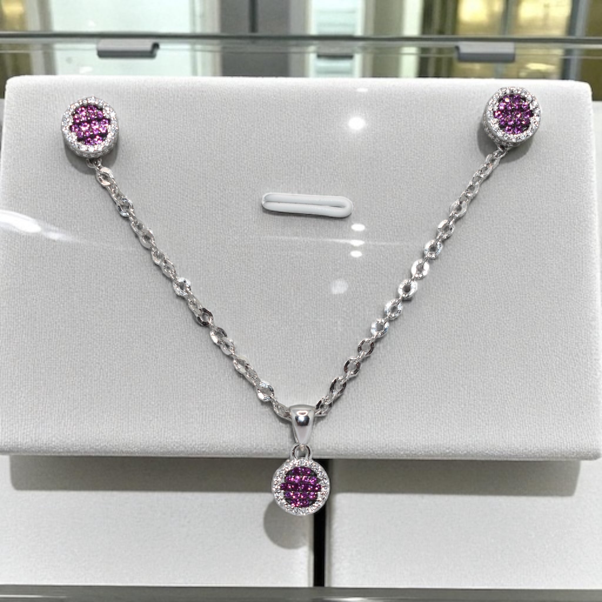 Ruby Chain Pendant Set