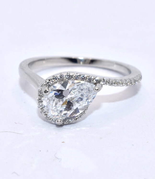Pear Ring - Silver Attractions